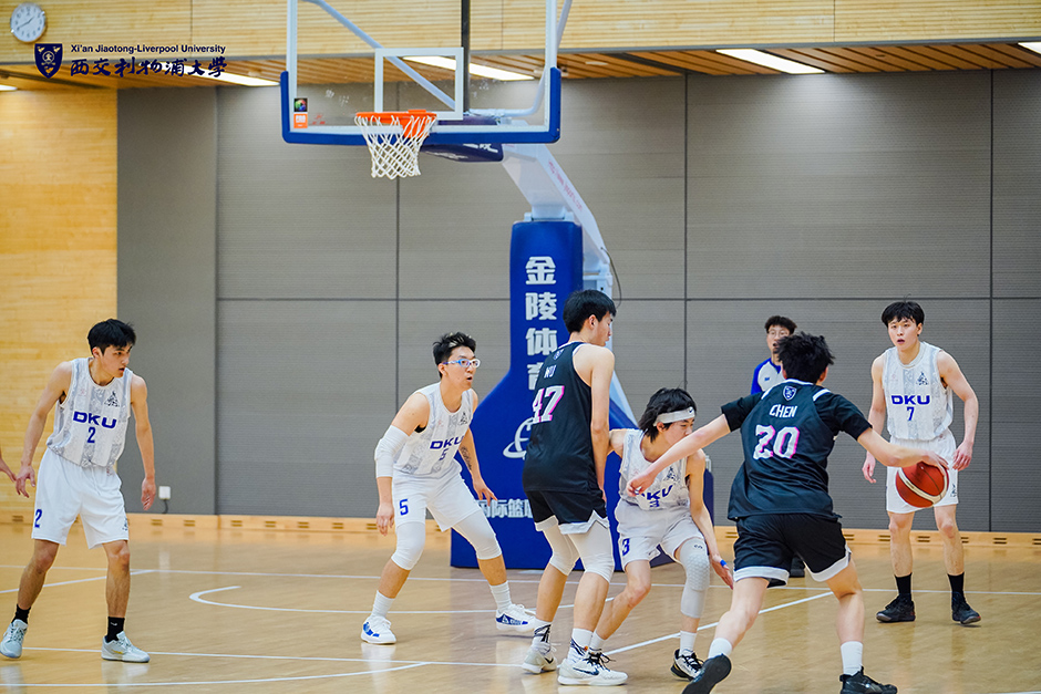 喀麦隆主帅布里斯：我非常欣赏德容，亚马尔的表现令人惊艳